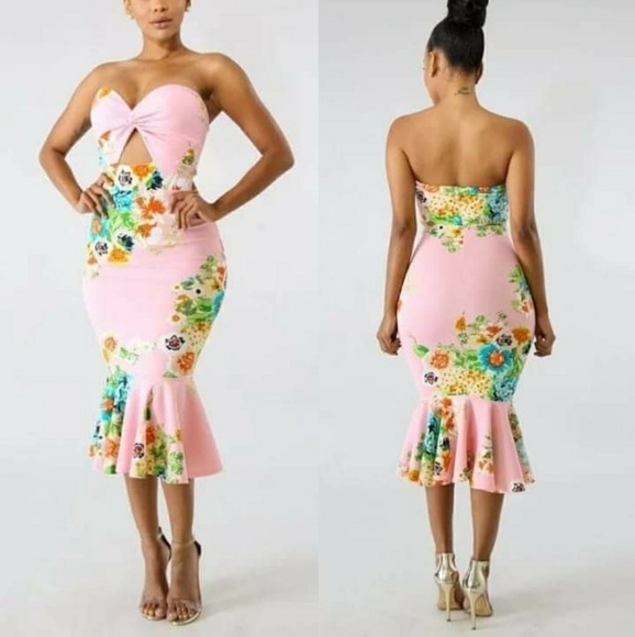 J Elise Dresses & Skirts - Floral Midi Tube Dress